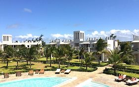 Life Resort St. Thomas Royal Palm